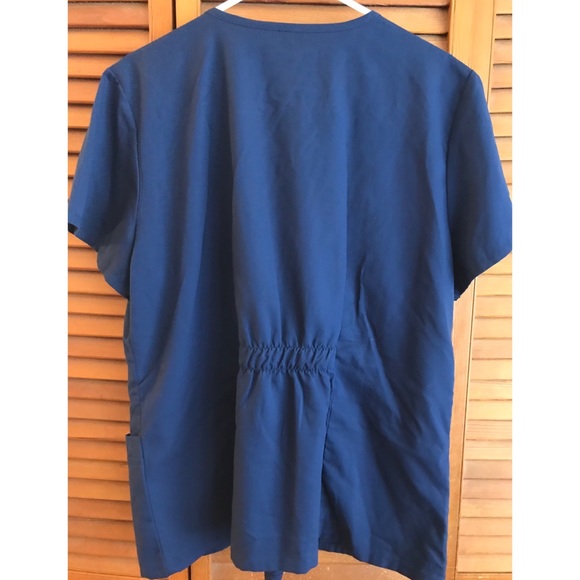 Grey’s Anatomy Womens scrub top - Picture 2 of 6